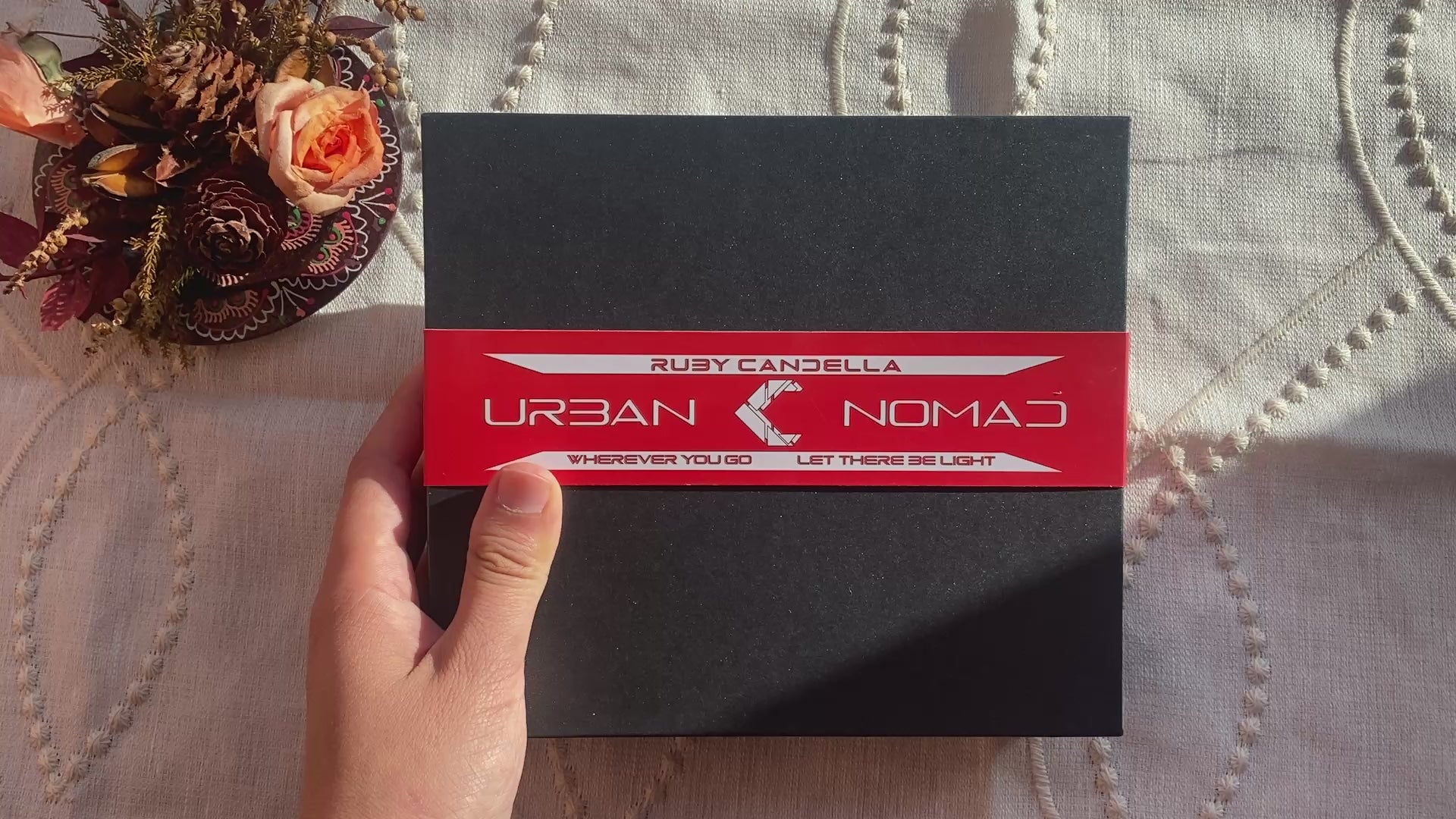 NOMAD Series | Portable Origami Lamp – A Hand-Folded Gift of Light