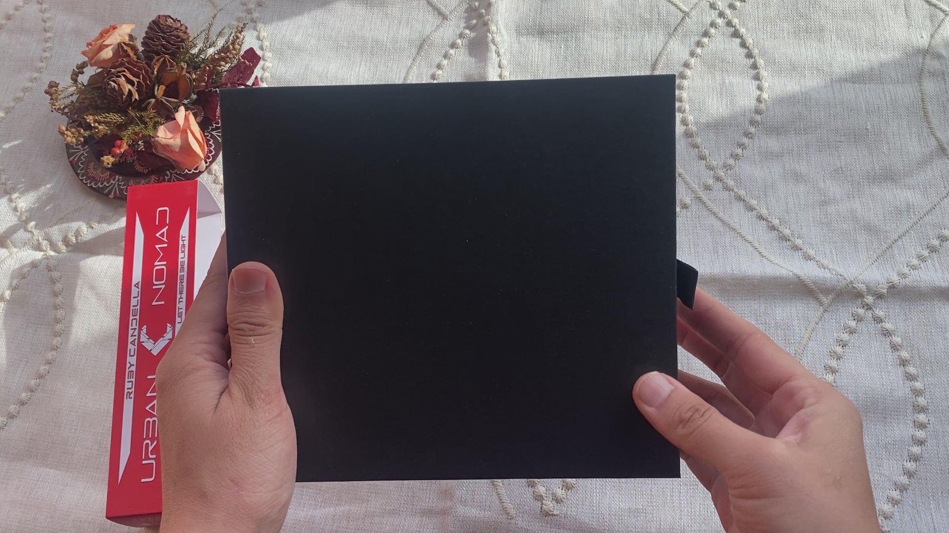 NOMAD Series | Portable Origami Lamp – A Hand-Folded Gift of Light